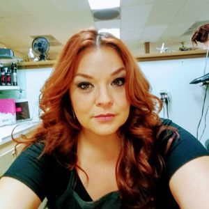 Meet your Posher, Carolyn